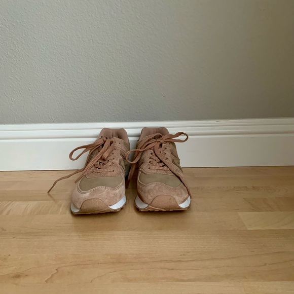 New Balance Womens trainers - Picture 3 of 8